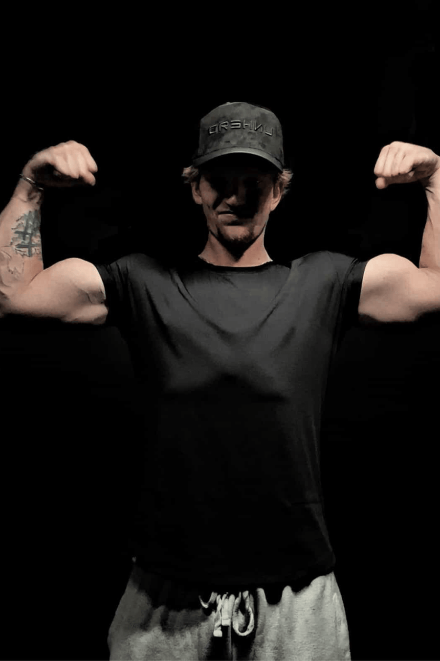5 - Pack Fit Essential Tee Bundle | 5 Shirts for $50 | UNHERD - UNHERD